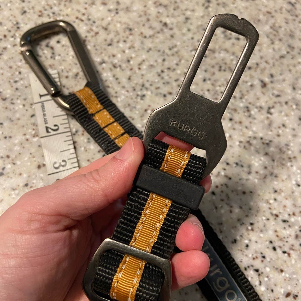 Kurgo Dog Seatbelt Harness Clip